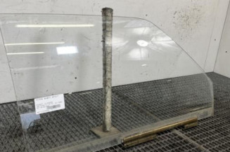 Vitre avant droit PEUGEOT 205