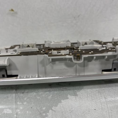 Eclairage de plafonnier RENAULT LAGUNA 3