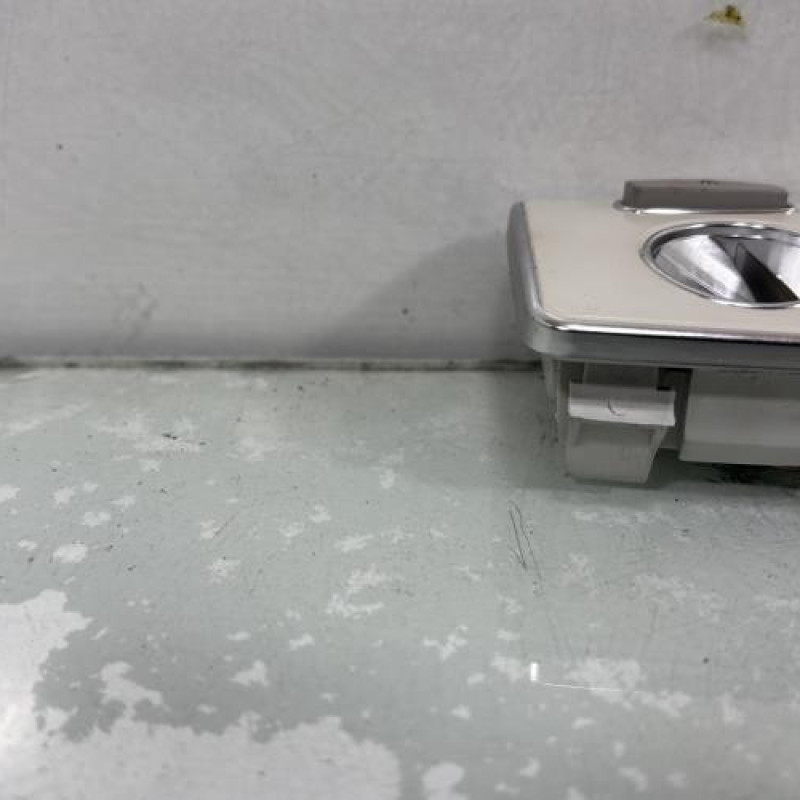 Eclairage de plafonnier RENAULT LAGUNA 3 Photo n°5