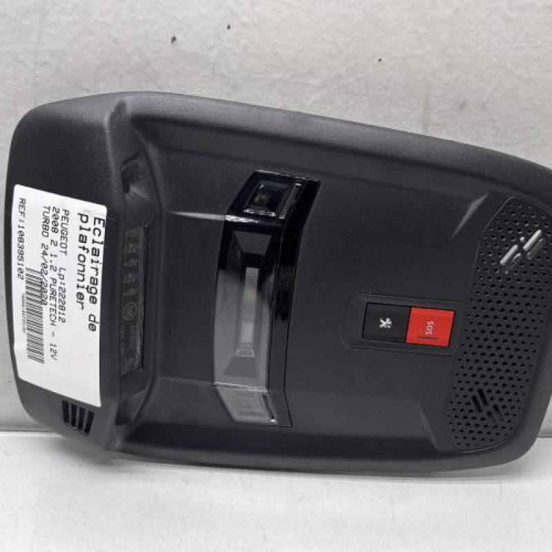 Eclairage de plafonnier PEUGEOT 2008 2 Photo n°1