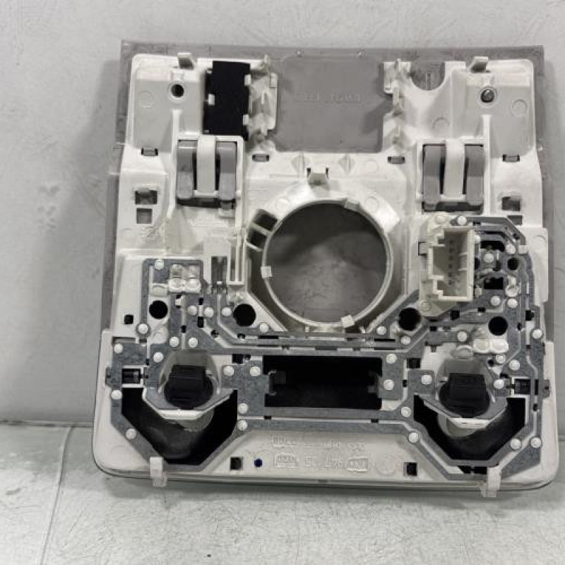 Eclairage de plafonnier VOLKSWAGEN GOLF 6 Photo n°3