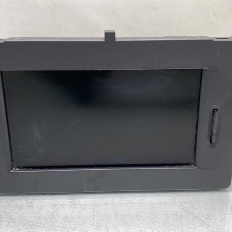 Ecran GPS RENAULT LATITUDE Photo n°1