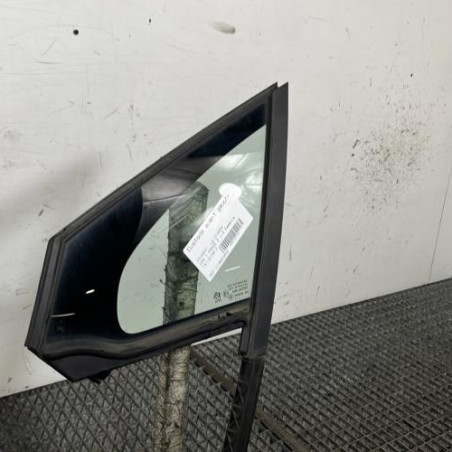 Custode avant gauche (porte) PEUGEOT 208 1