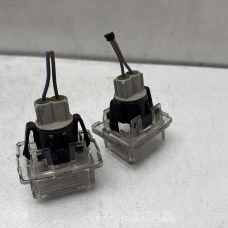 Eclairage de plaque MERCEDES CLASSE C 204