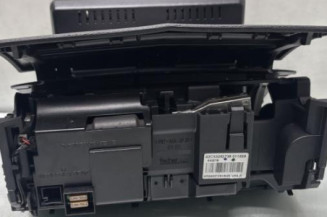 Ecran GPS MERCEDES CLASSE C 204