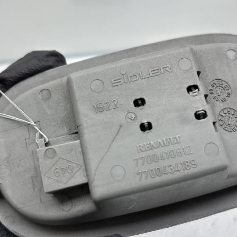 Eclairage de plafonnier RENAULT TRAFIC 2 Photo n°3