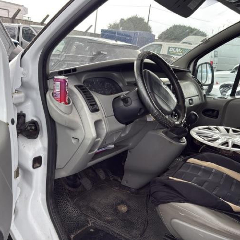 Eclairage de plafonnier RENAULT TRAFIC 2 Photo n°16