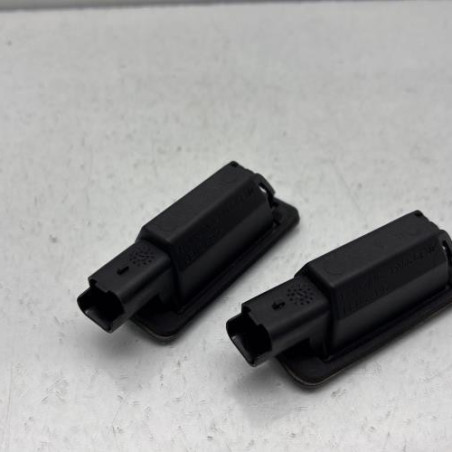 Eclairage de plaque PEUGEOT 208 1 Photo n°1