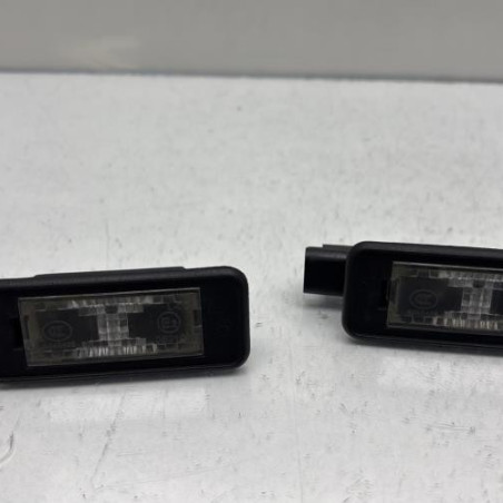 Eclairage de plaque PEUGEOT 208 1