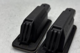 Eclairage de plaque PEUGEOT 208 1