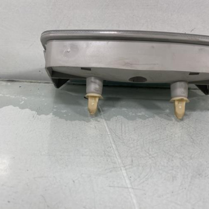 Eclairage de plafonnier VOLKSWAGEN POLO 4 Photo n°3