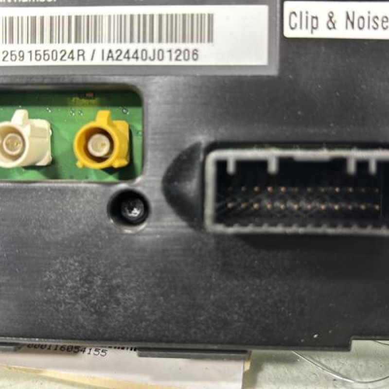 Ecran GPS RENAULT CLIO 3 Photo n°4