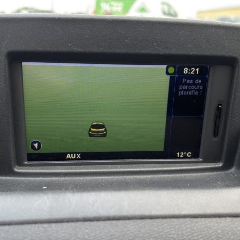 Ecran GPS RENAULT CLIO 3 Photo n°20