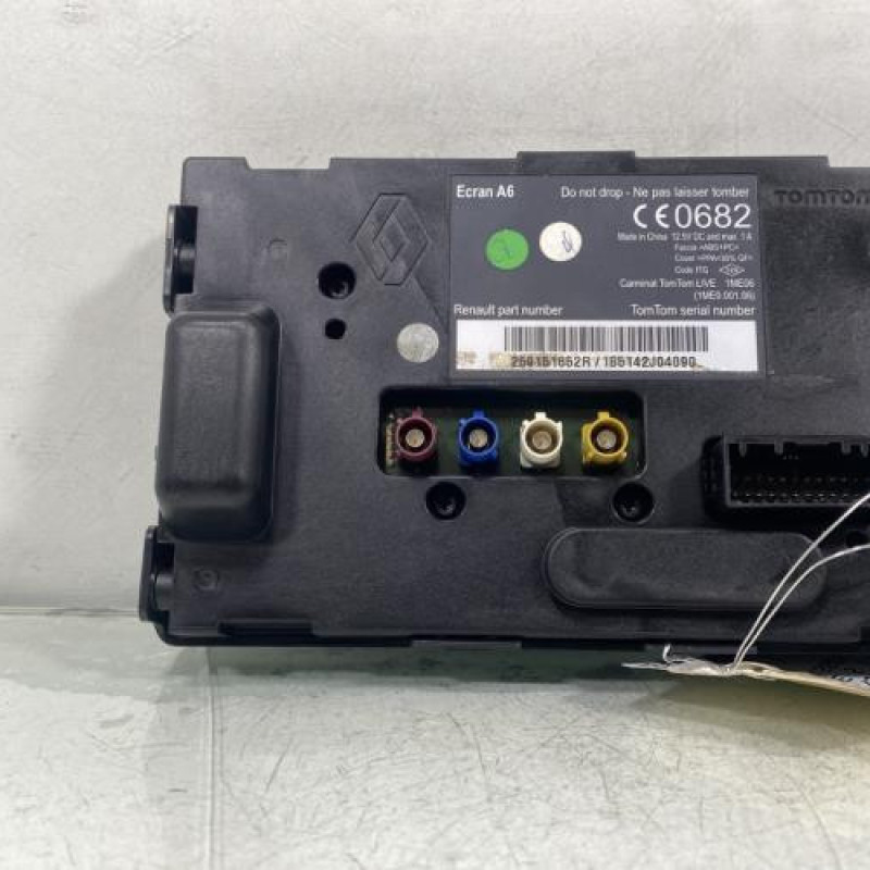 Ecran GPS RENAULT CLIO 3 Photo n°2