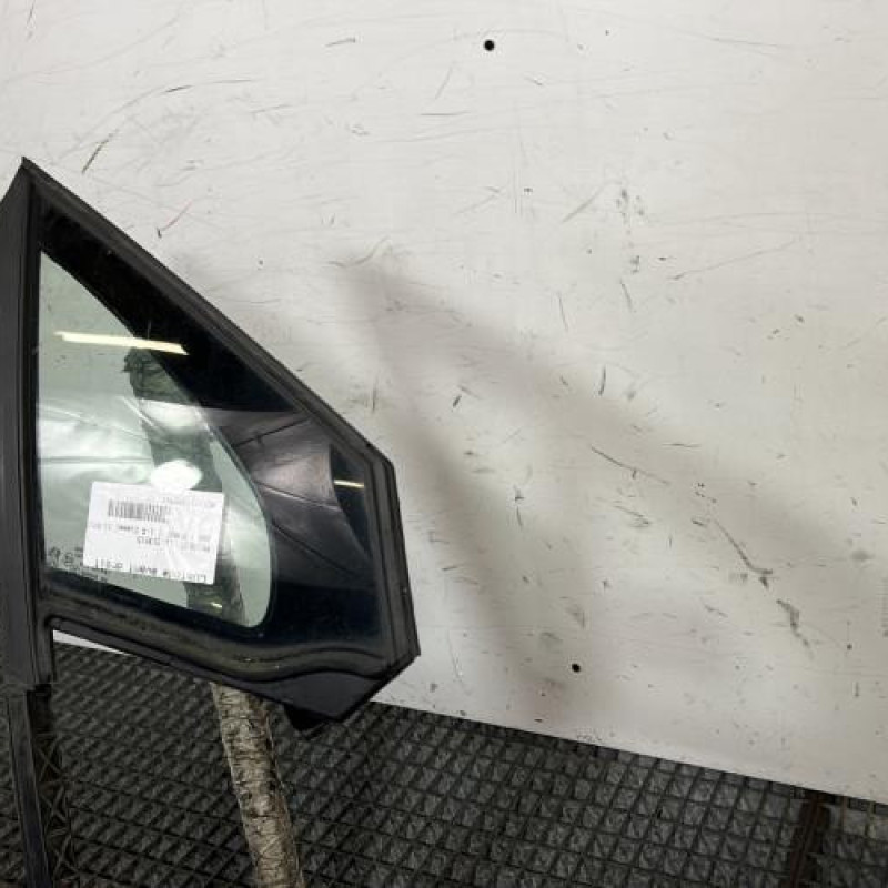 Custode avant droit (porte) PEUGEOT 208 1 Photo n°2