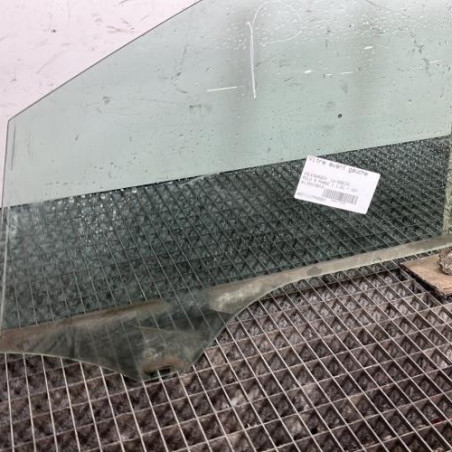Vitre avant gauche VOLKSWAGEN POLO 5