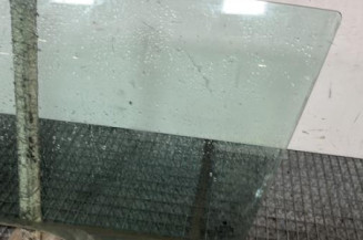 Vitre avant gauche VOLKSWAGEN POLO 5