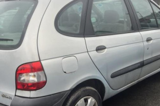 Compresseur clim RENAULT SCENIC 1