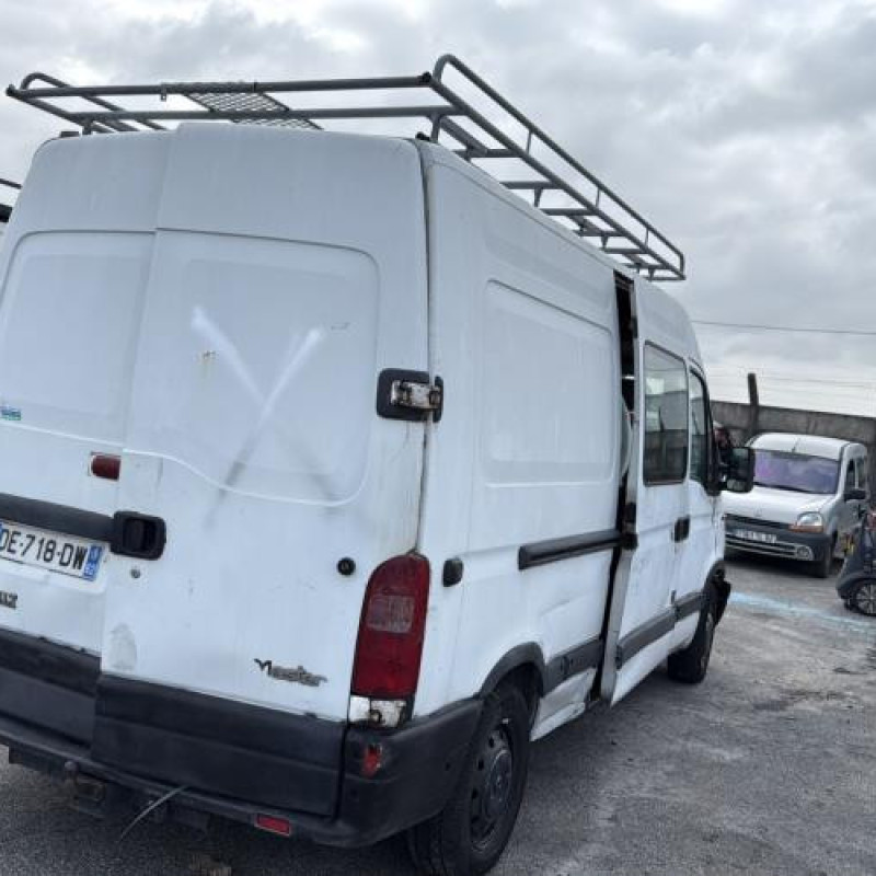 Compresseur clim RENAULT MASTER 2 Photo n°3