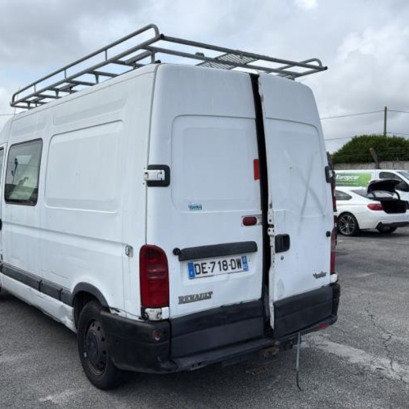 Compresseur clim RENAULT MASTER 2 Photo n°4