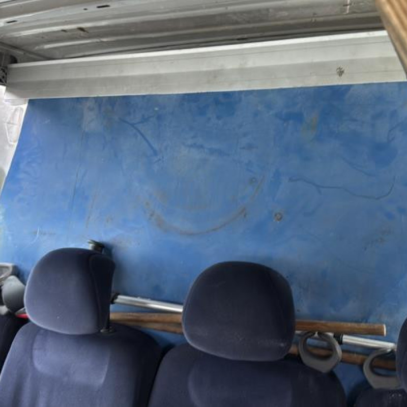 Compresseur clim RENAULT MASTER 2 Photo n°8