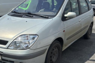 Compresseur clim RENAULT SCENIC 1