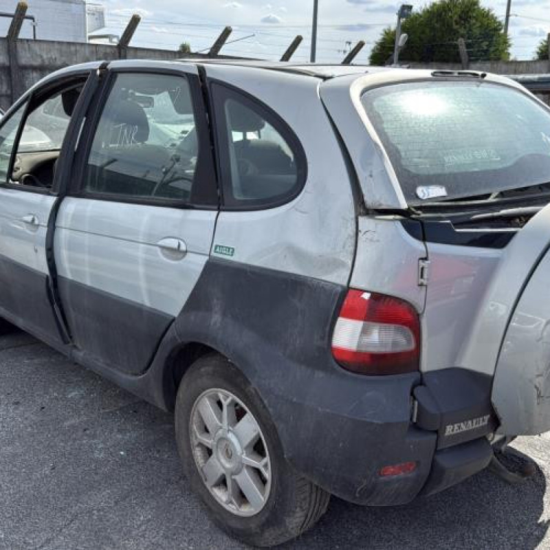 Compresseur clim RENAULT SCENIC 1 Photo n°5