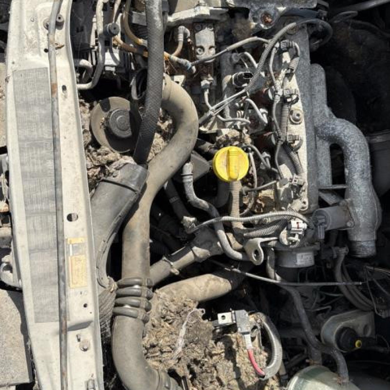 Compresseur clim RENAULT SCENIC 1 Photo n°13