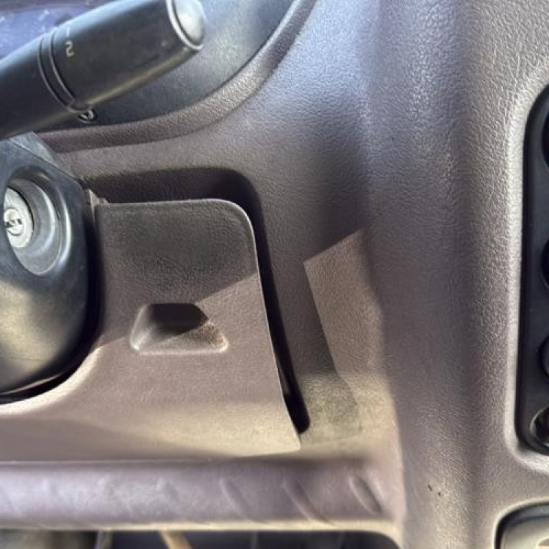 Compresseur clim RENAULT MASTER 2 Photo n°14