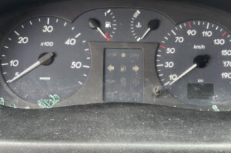 Compresseur clim RENAULT MASTER 2