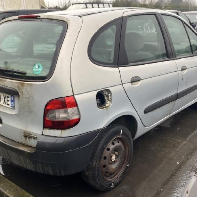 Compresseur clim RENAULT SCENIC 1 Photo n°3