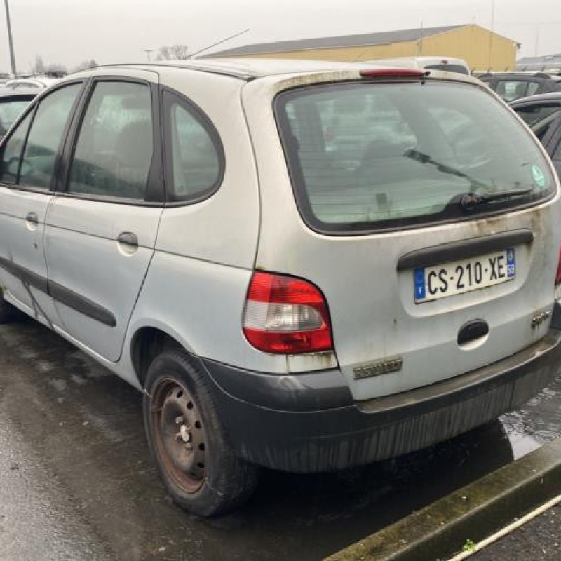 Compresseur clim RENAULT SCENIC 1 Photo n°4