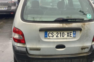 Compresseur clim RENAULT SCENIC 1