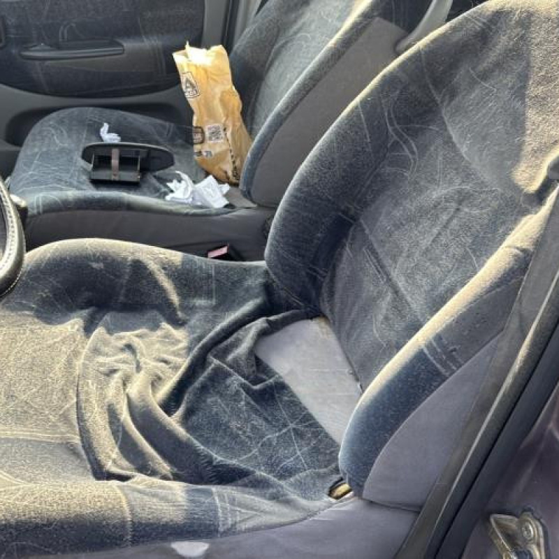 Compresseur clim RENAULT SCENIC 1 Photo n°12