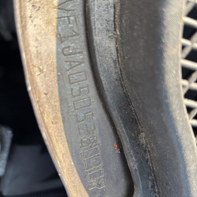 Compresseur clim RENAULT SCENIC 1 Photo n°18