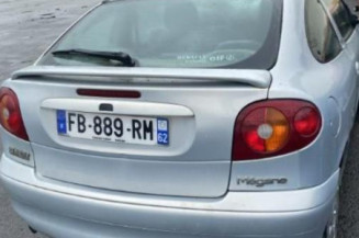 Compresseur clim RENAULT MEGANE 1