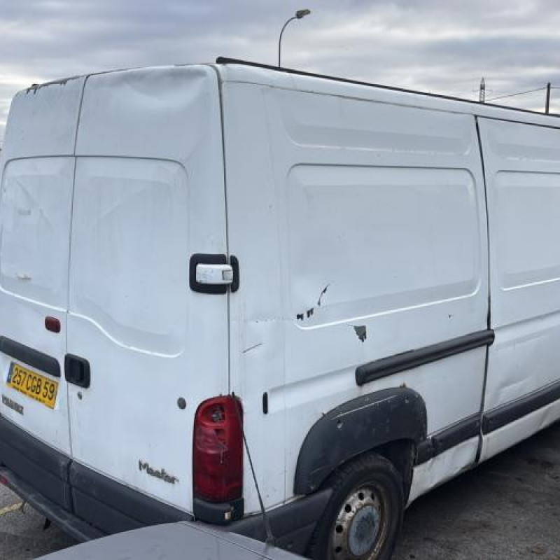 Compresseur clim RENAULT MASTER 2 Photo n°3