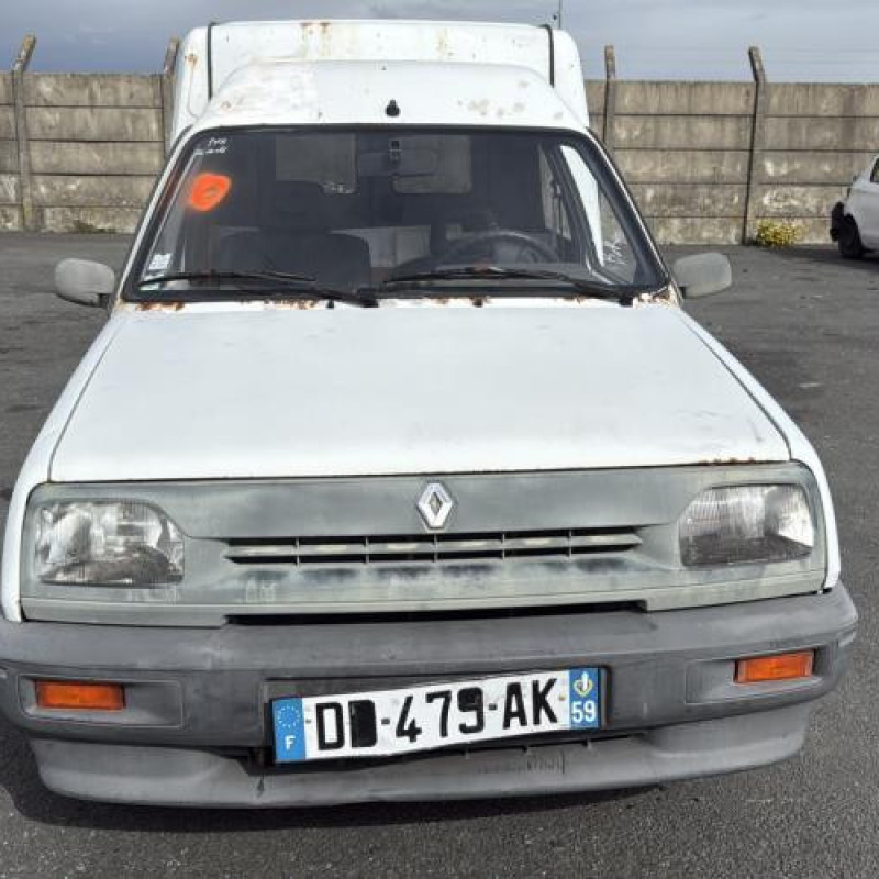 Antenne RENAULT EXPRESS Photo n°8