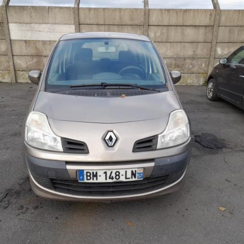 Reservoir essence RENAULT MODUS Photo n°5