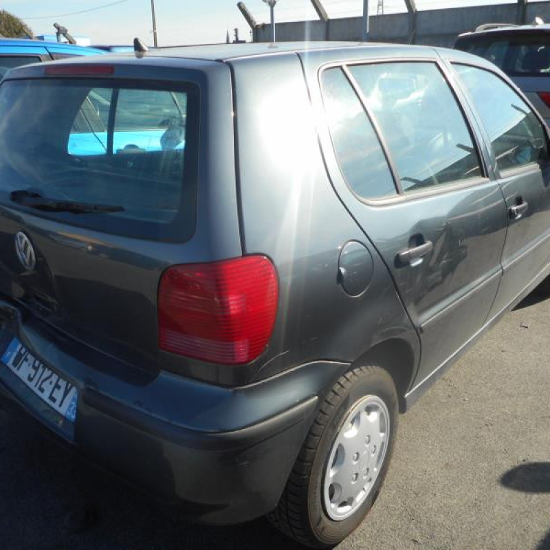Capot VOLKSWAGEN POLO 3 Photo n°4