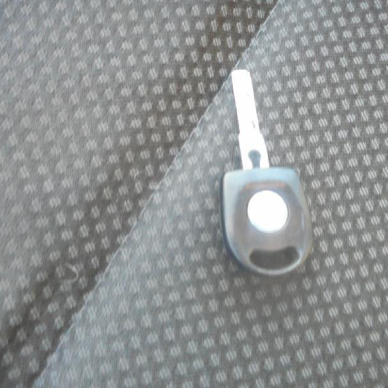 Capot VOLKSWAGEN POLO 3 Photo n°11