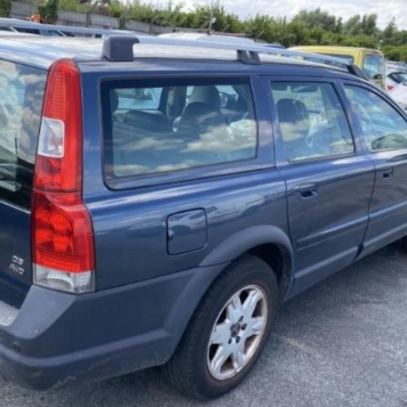 Aile avant gauche VOLVO XC 70 1 CROSS COUNTRY Photo n°20