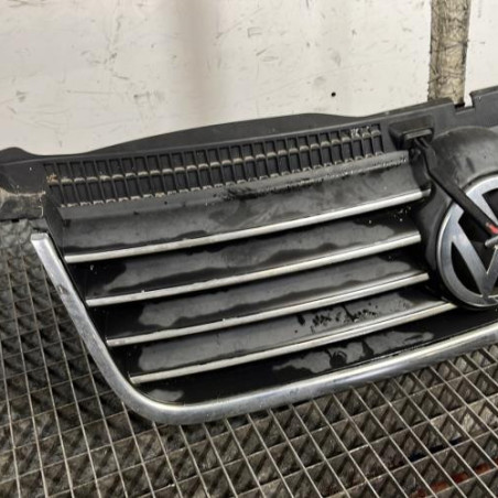 Calandre VOLKSWAGEN PASSAT 4