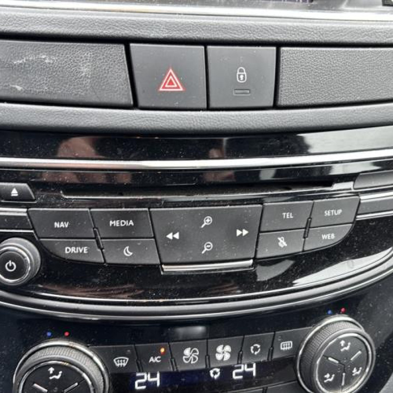 Interrupteur de leve vitre arriere droit PEUGEOT 508 1 SW Photo n°20