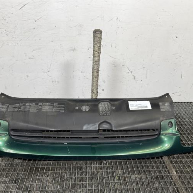 Calandre RENAULT CLIO 2 Photo n°1