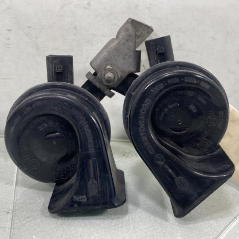 Avertisseur/Klaxon VOLKSWAGEN POLO 5 Photo n°1