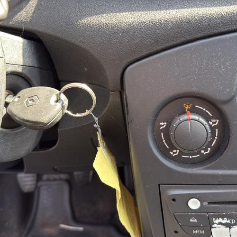 Amortisseur avant gauche RENAULT CLIO 3 Photo n°16