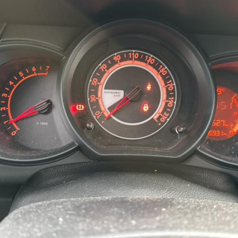 Amortisseur avant droit CITROEN C3 2 Photo n°20