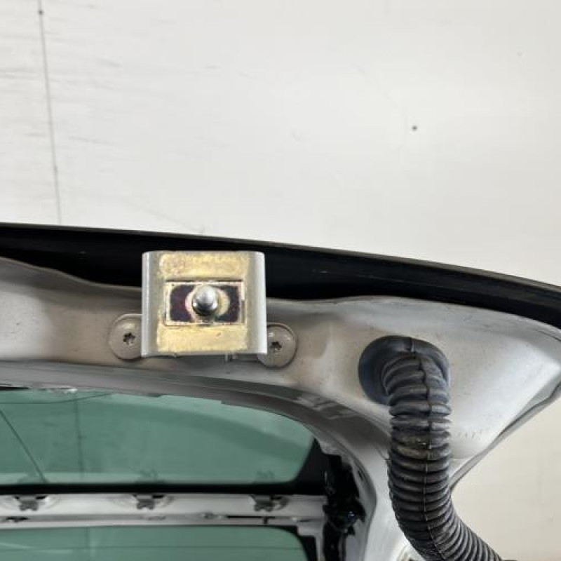 Malle/Hayon arriere CITROEN DS5 Photo n°7