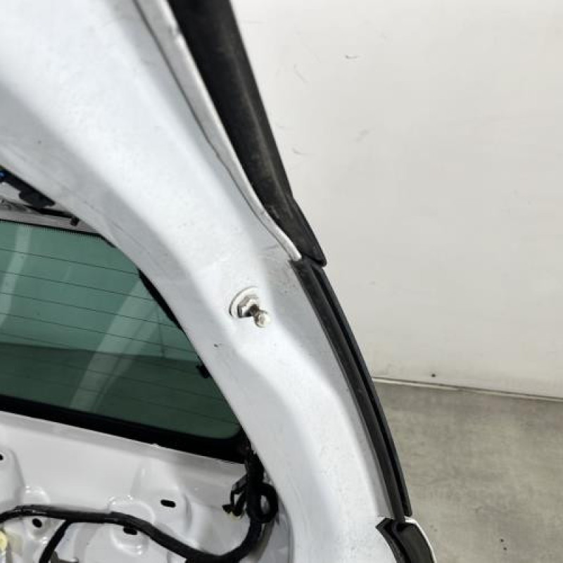 Malle/Hayon arriere CITROEN DS5 Photo n°8